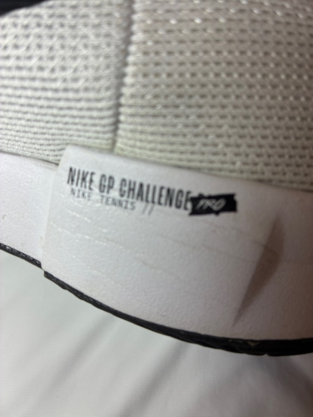 Nike White and Black Low-Top‎ Lace-Up Sneakers - Picture 2 of 6